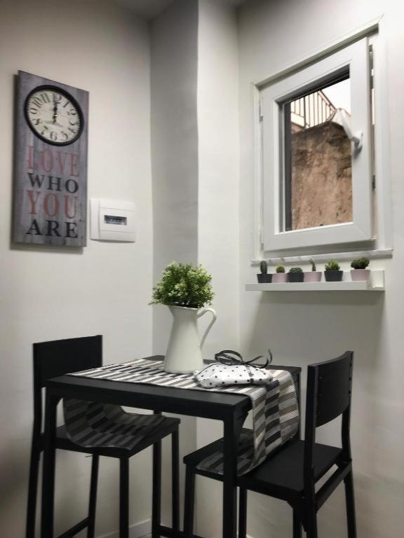 Casa Mya - Studio Flat Наполи Екстериор снимка